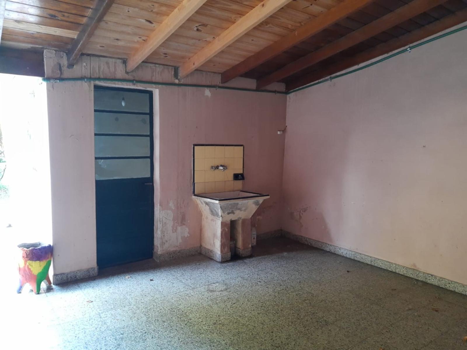 Arias 423 · Almirante Brown — foto 6