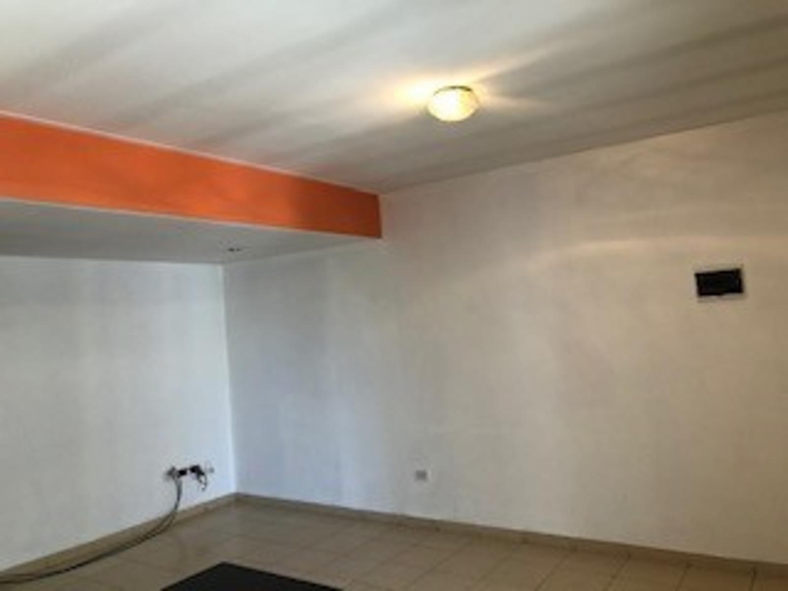 pte Peron 1235 · Morón — foto 6