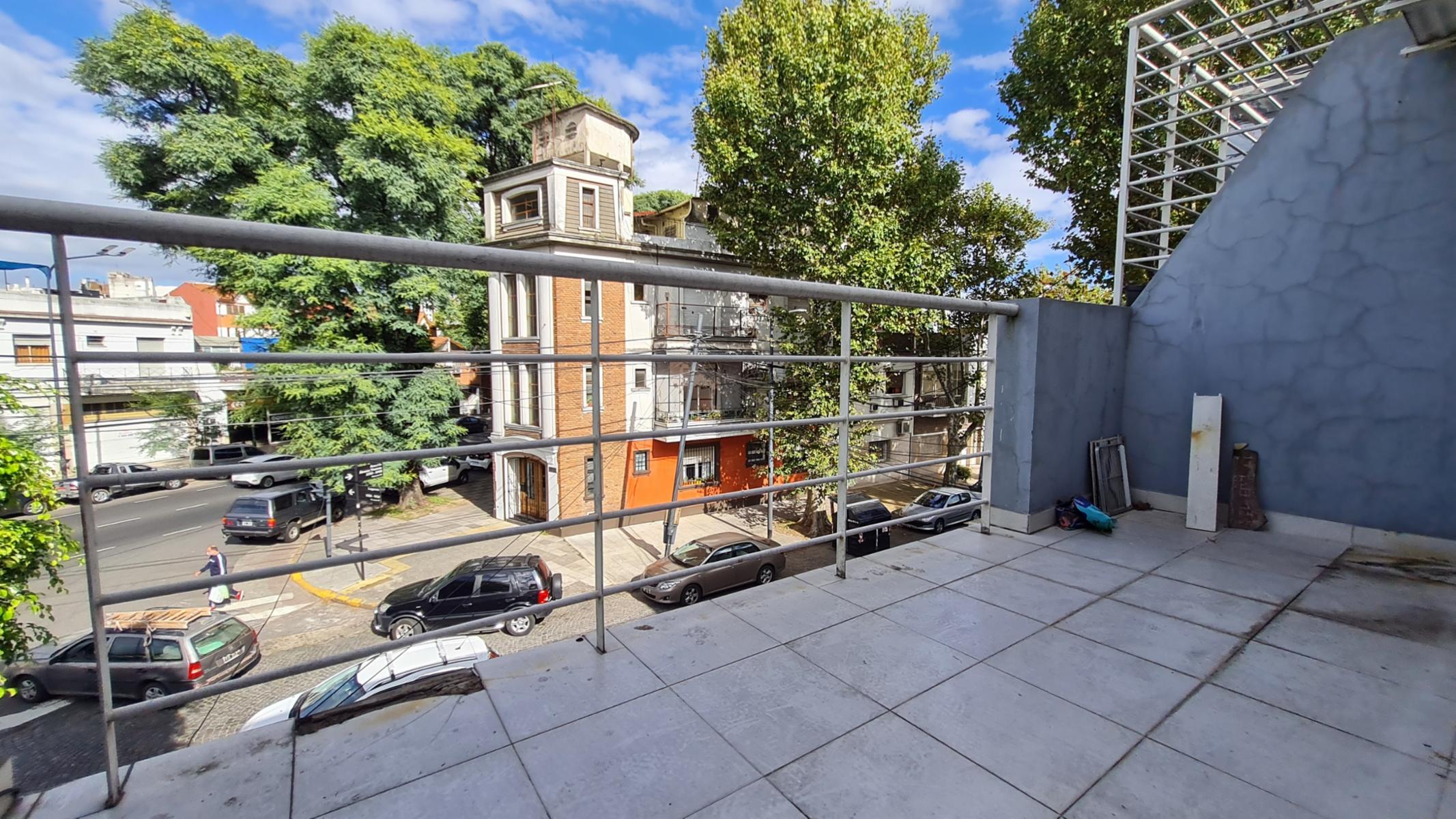 Excelente Dúplex 2 Amb **Apto crédito** con Doble Balcón. Lugones 1700.Villa Urquiza