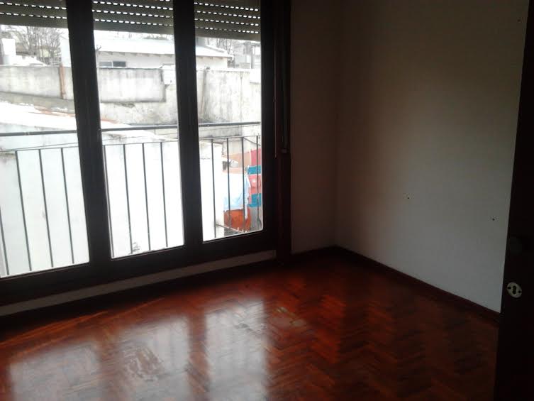 3 DE FEBRERO 3700 · General Pueyrredon — foto 5