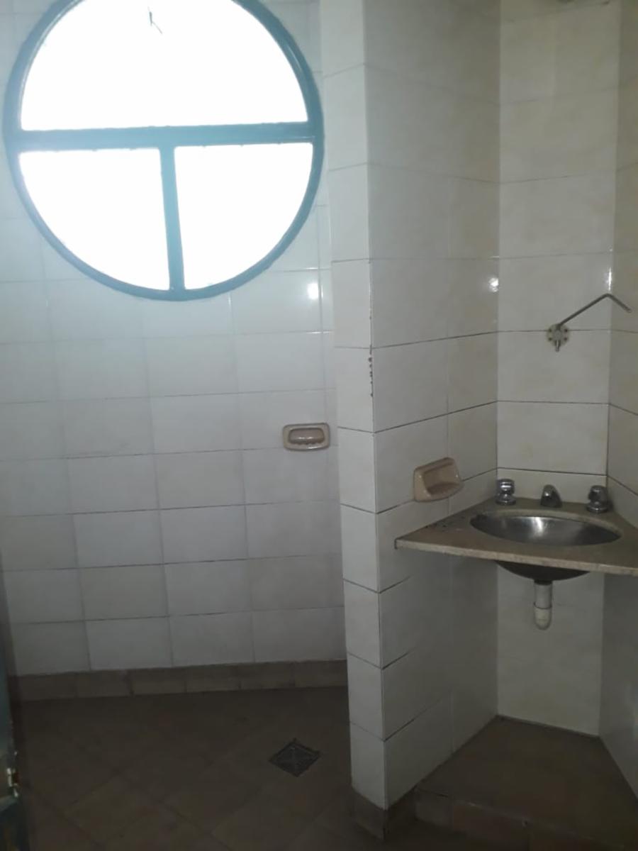 Intendente Doctor Martín González 1029 · Almirante Brown — foto 12