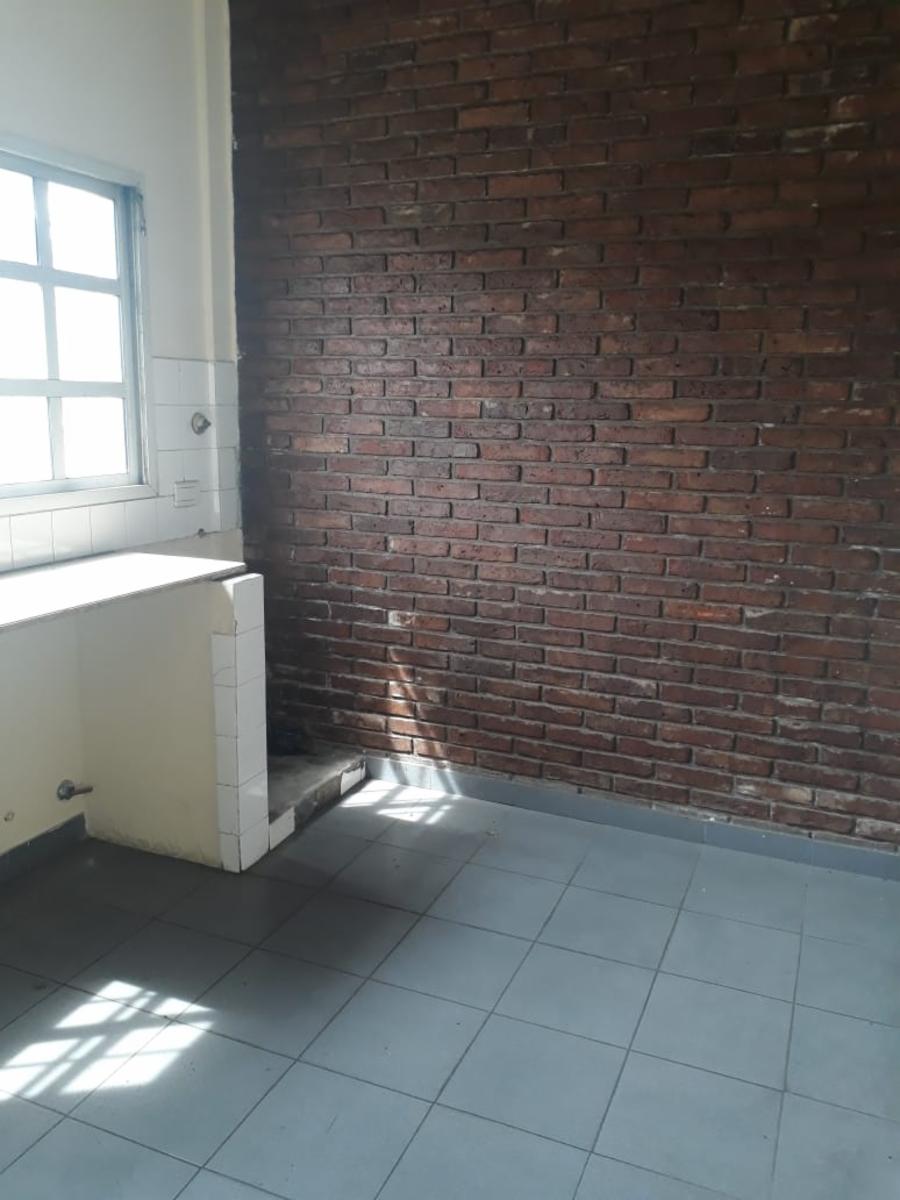 Intendente Doctor Martín González 1029 · Almirante Brown — foto 4