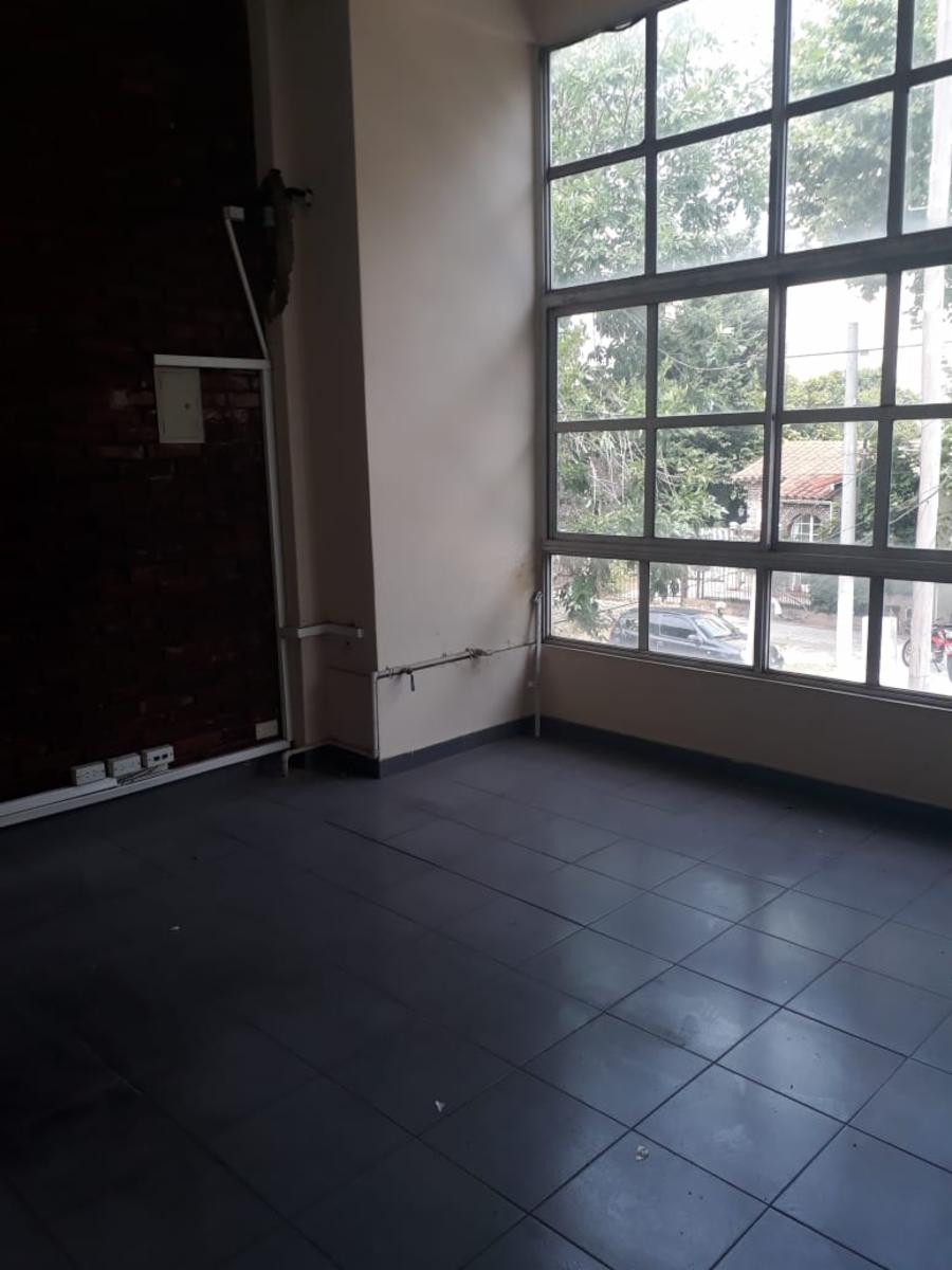 Intendente Doctor Martín González 1029 · Almirante Brown — foto 6