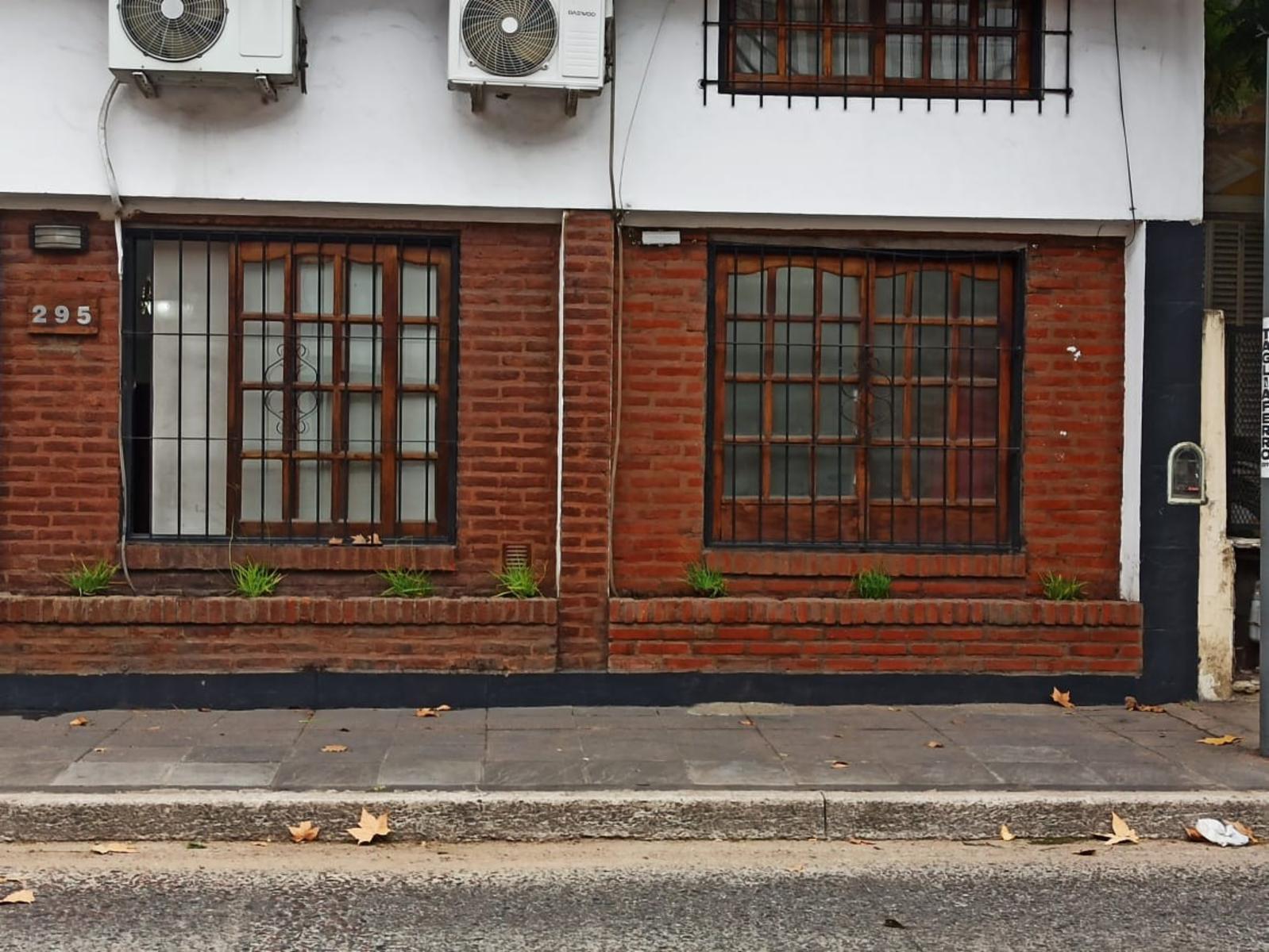 Juan Martín de Pueyrredón 295 · Morón — foto 23