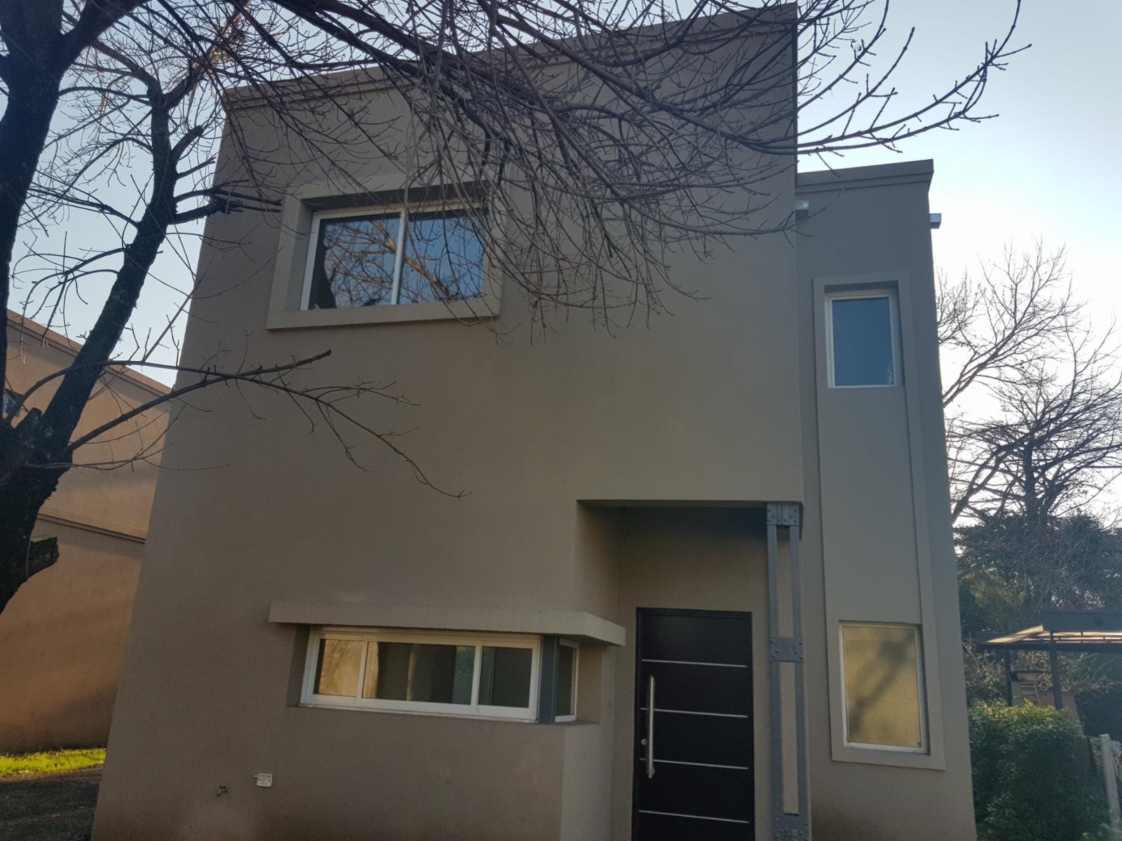 COMPLEJO LAS ROSAS (Entre Rios 750) · San Miguel — foto 4