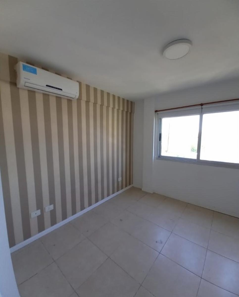 Ortiz de Rosas 600 · Morón — foto 10