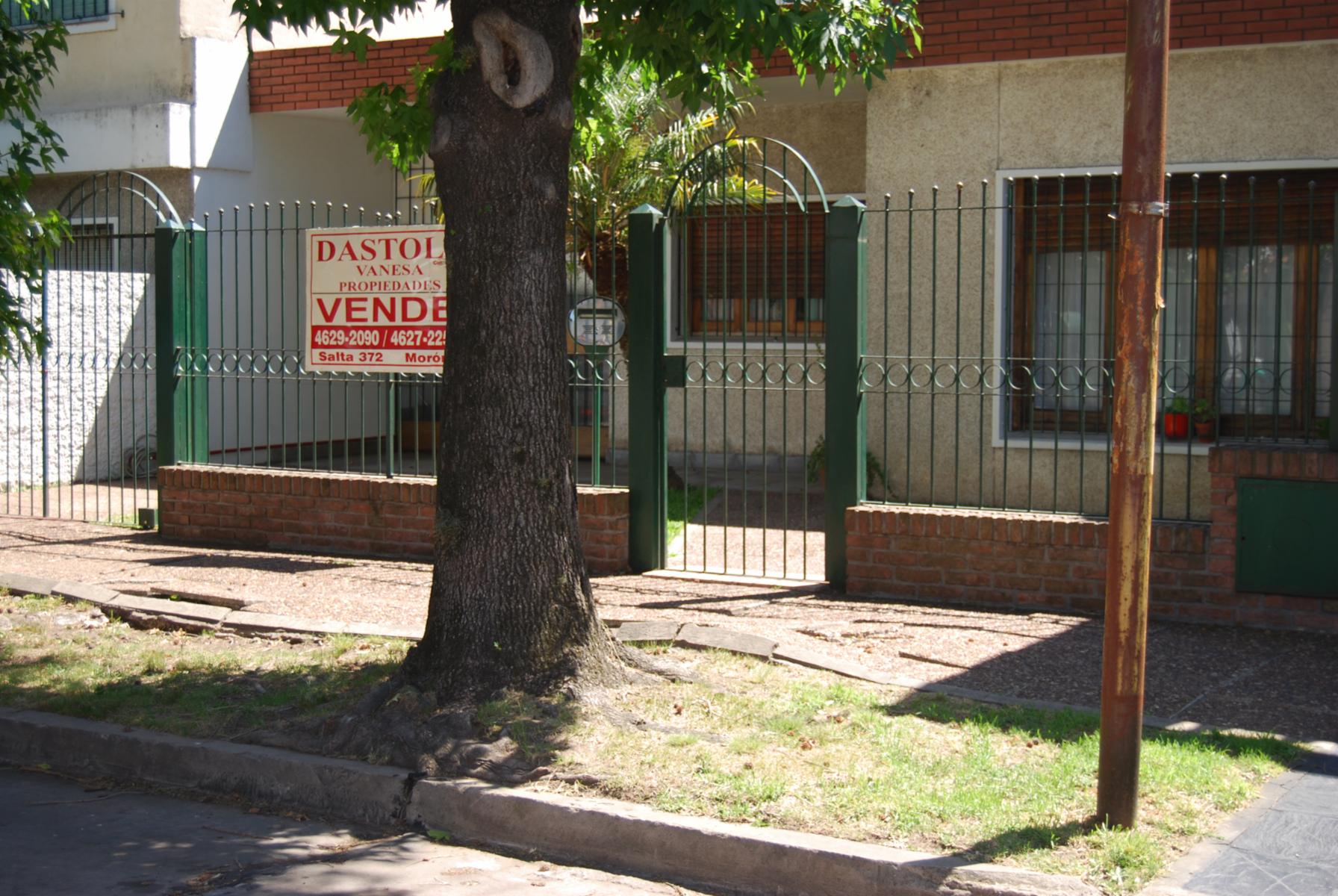 Dr. Pedro Chutro 639 · Morón — foto 27