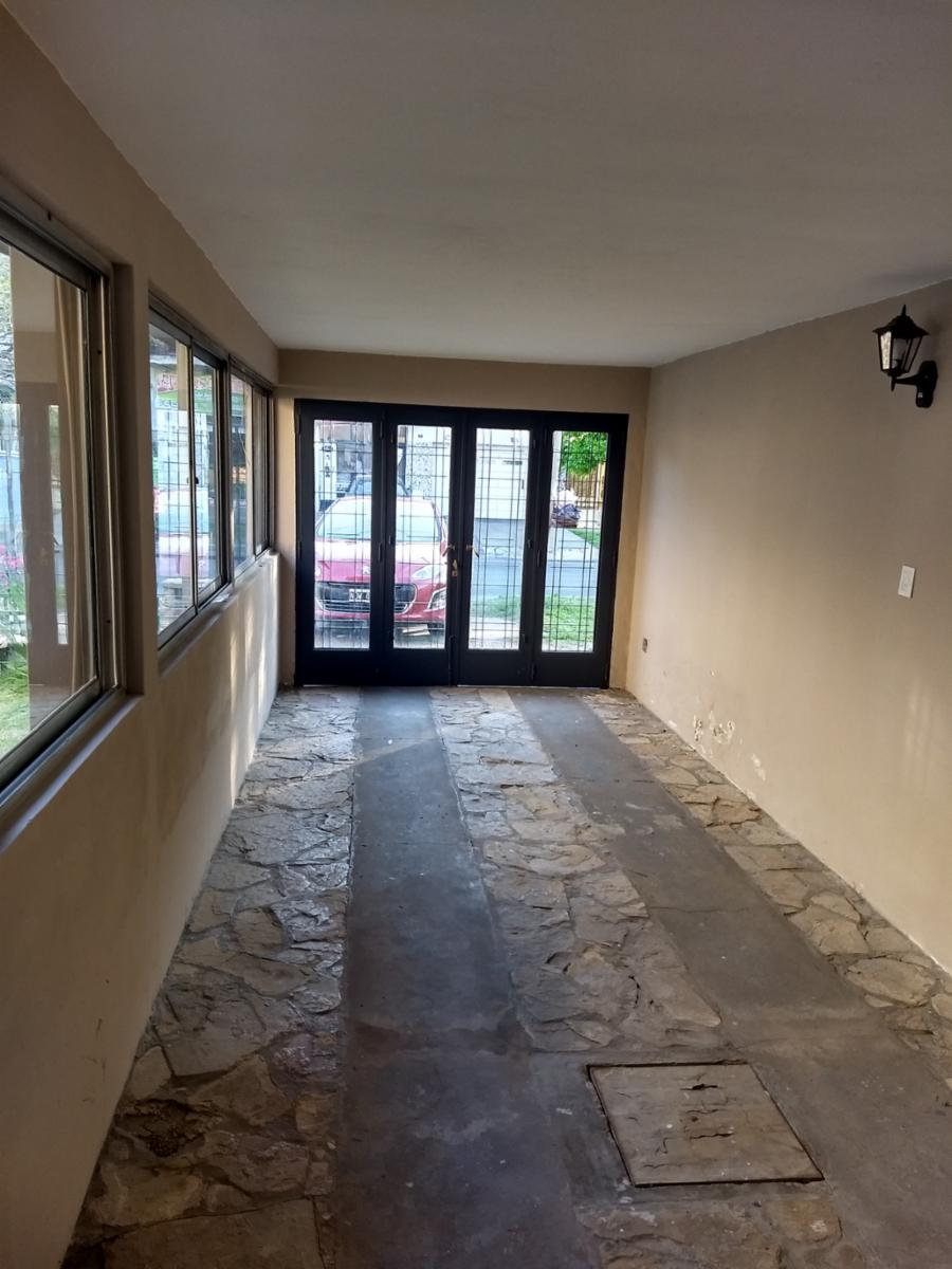 Pueyrredón 1500 · Morón — foto 6