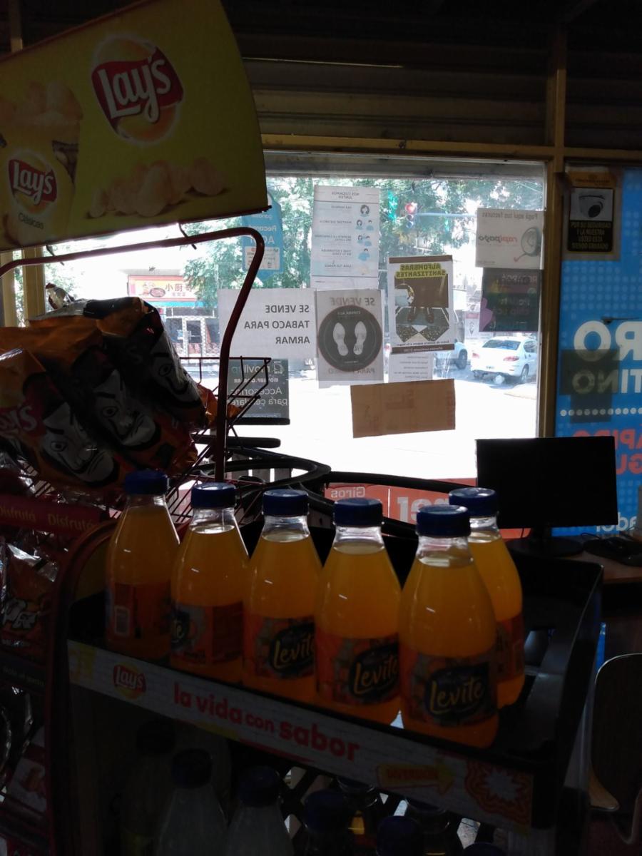 ONCE,LOCAL COMERCIAL / OCHAVA/ ESQUINA, MORENO Y CATAMARCA,/EXCELENTE UBICACION /