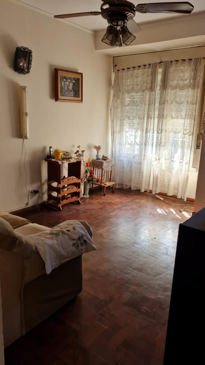chalet de 3 ambientes estilo colonial s/lote de 10 x 30