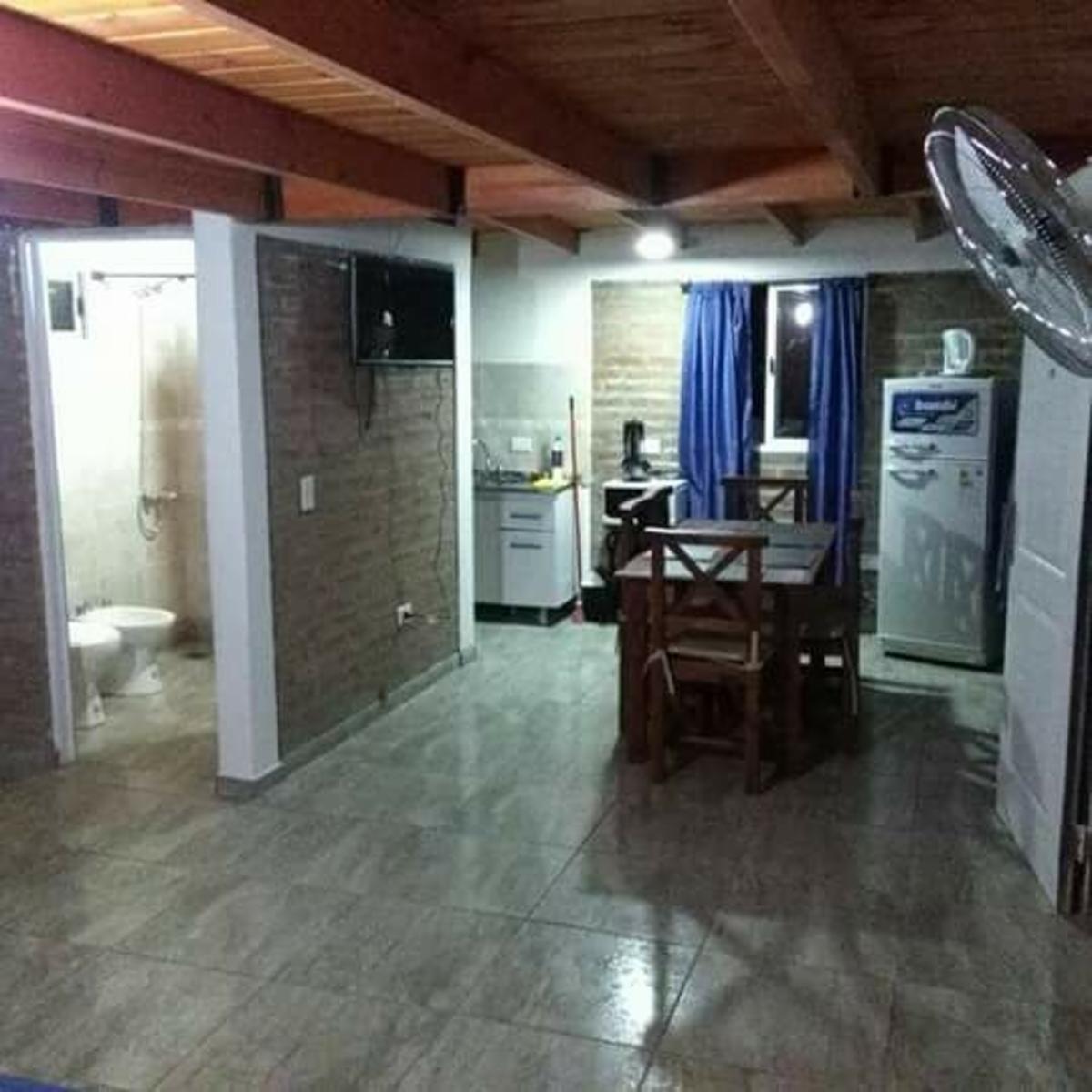 A METROS DE LA MONTAÑA Y A 10 CUADRAS DE LA PLAZA FEDERAL · Punilla — foto 6