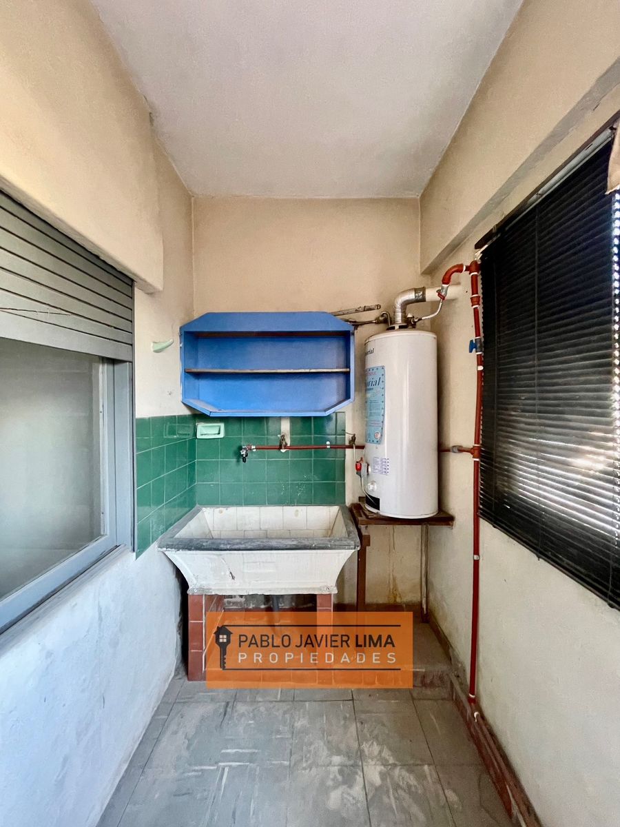 ESPAÑA 3100 · Tres De Febrero — foto 7
