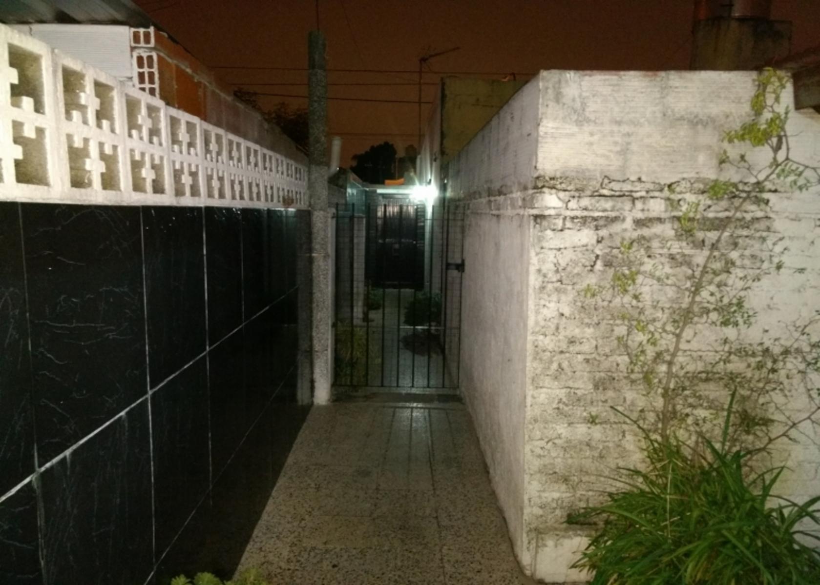 MARCOS DE AVELLANEDA N°950 · Morón — foto 3