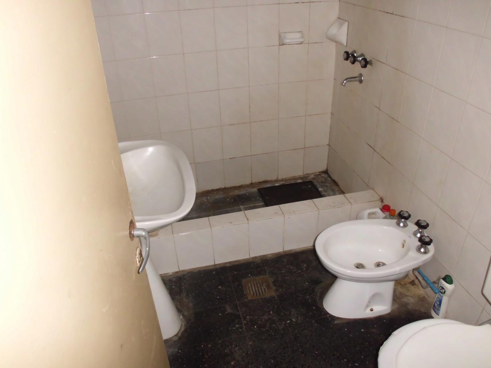 ALCALDE RIVAS al 1200 · Morón — foto 6
