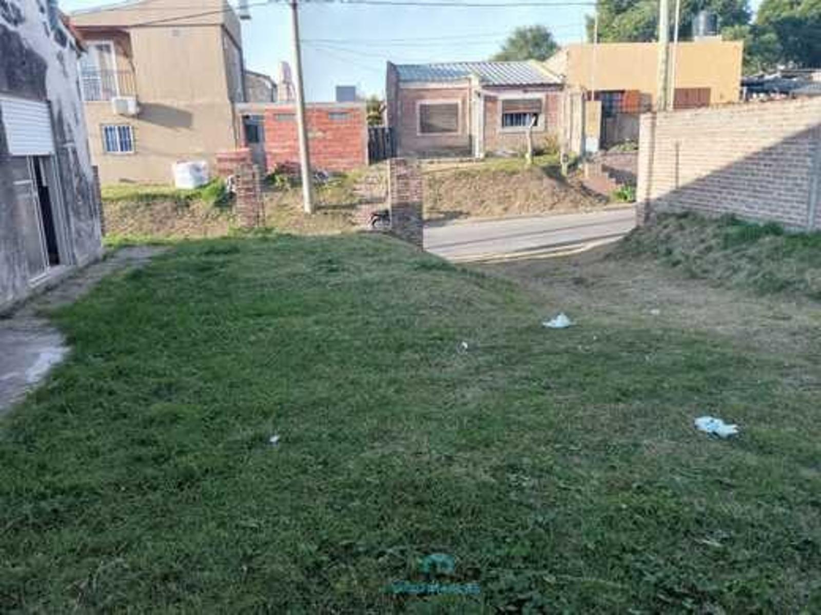 Vélez Sarsfield y Dr. Cúneo · Victoria — foto 9