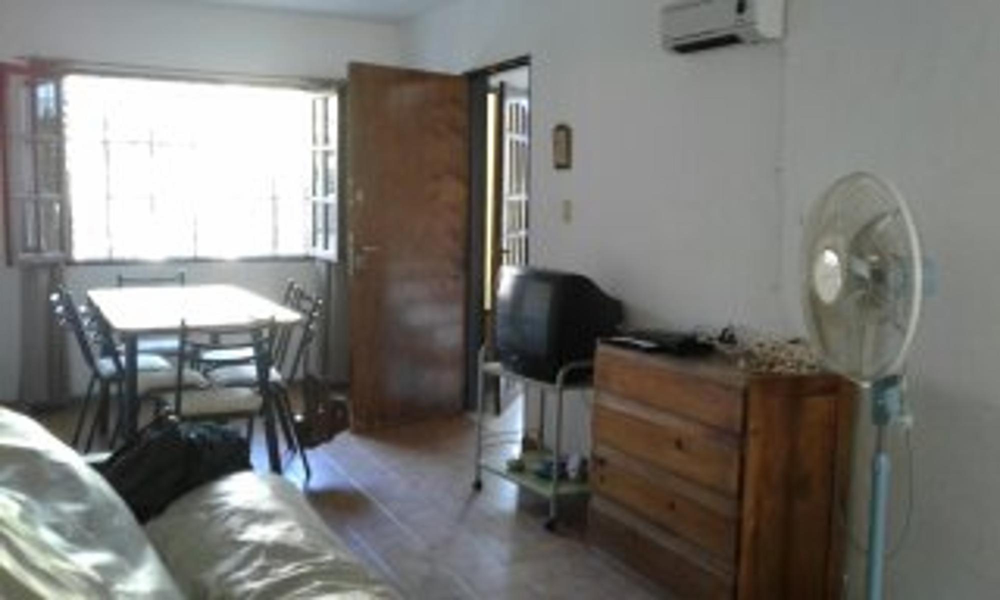 OPORTUNIDAD DEPARTAMENTO  DE UN DORMITORIO PLANTA BAJA AL FRENTE CON VISTA AL  RIO