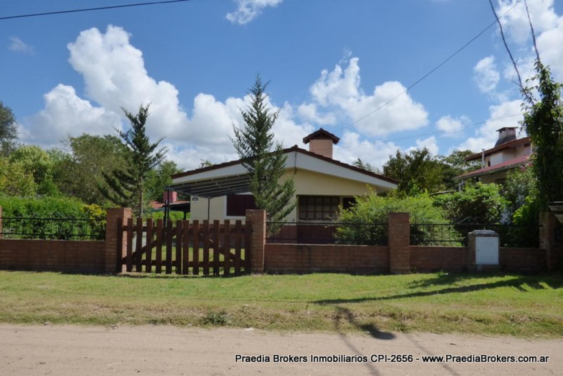 Casa, departamentos y galpón en venta en Villa General Belgrano
