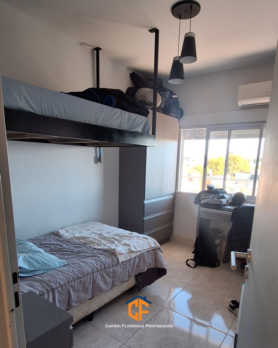 avenida presidente peron 4070 · San Martín — foto 4