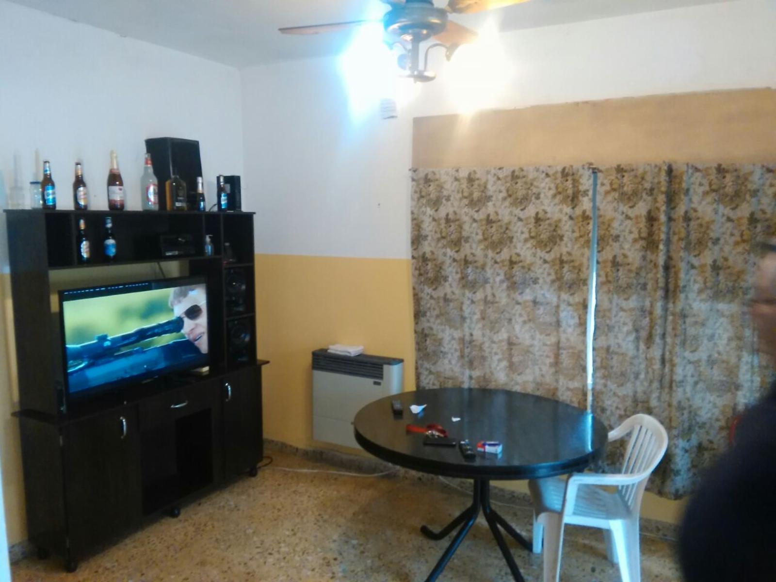 ¡APTA CREDITO CASA C/COCHERA PASANTE Y JARDÍN - ¡IMPERDIBLE