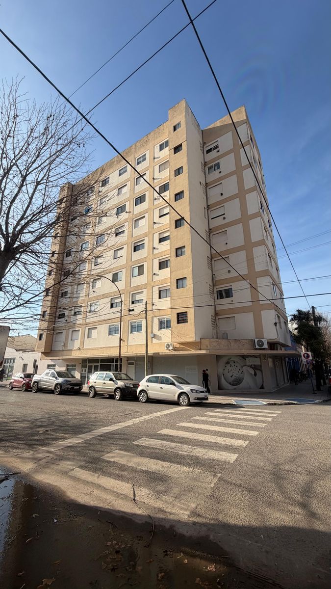 VENDO DEPARTAMENTO 3 AMB. EDIF MEDITERRANEO