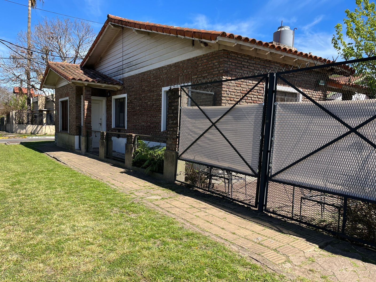 Rivadavia 1200 · Lomas De Zamora — foto 3