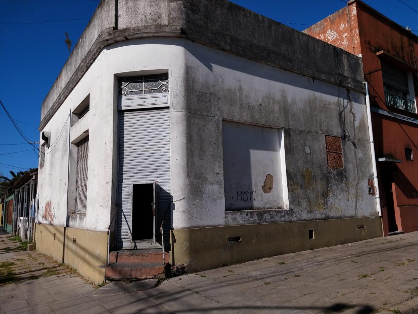 VaqueraPropiedades vende galpon en San Fernando.