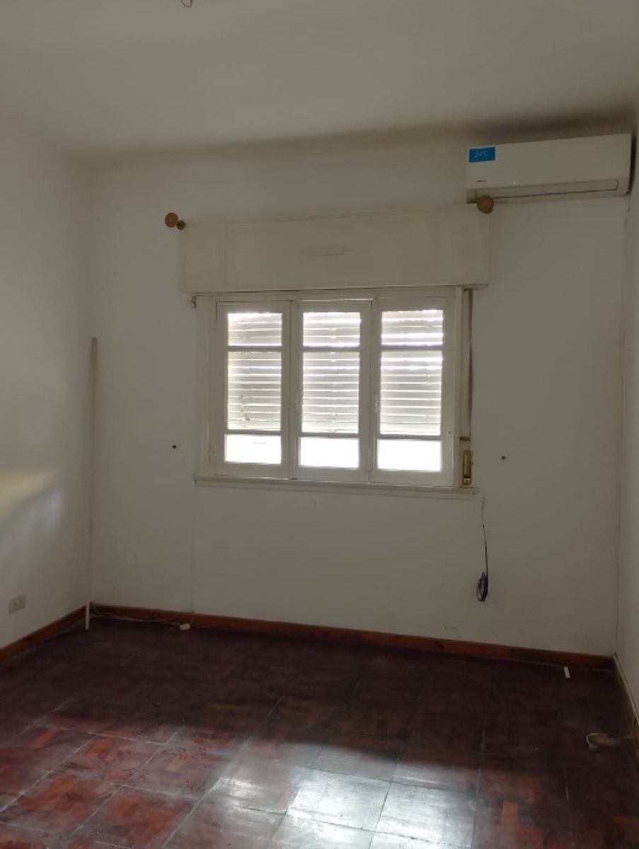 Larrea 718 · Morón — foto 10