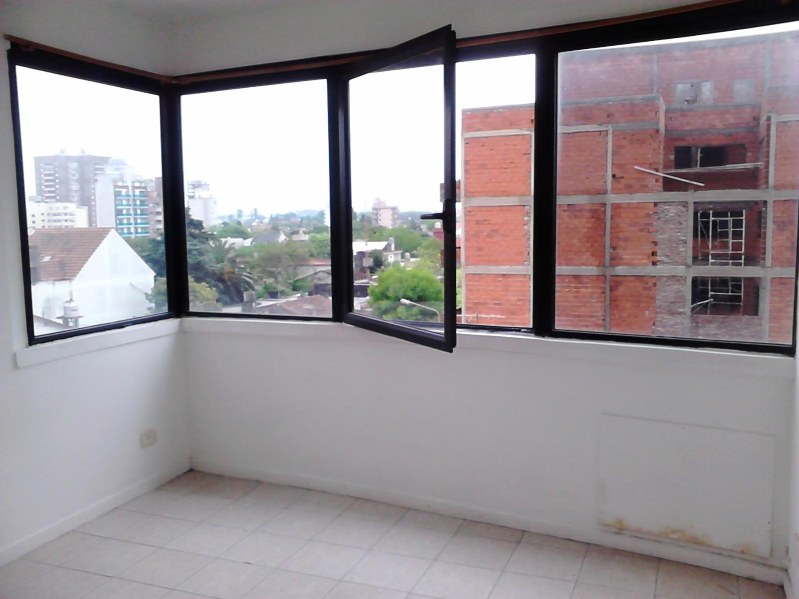 D´Elia 1095 · San Miguel — foto 3