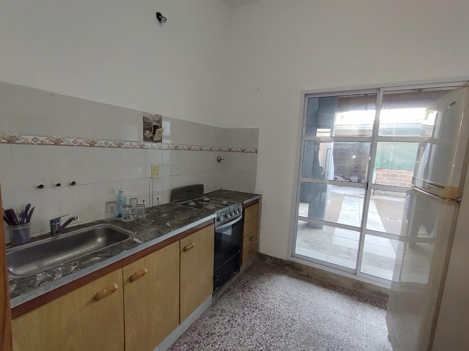 Bazzini al 950 · Tres De Febrero — foto 4