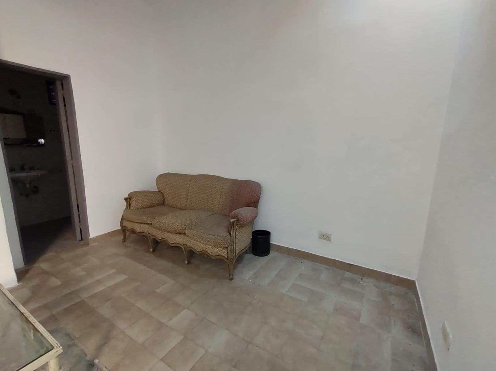 Bazzini al 950 · Tres De Febrero — foto 8