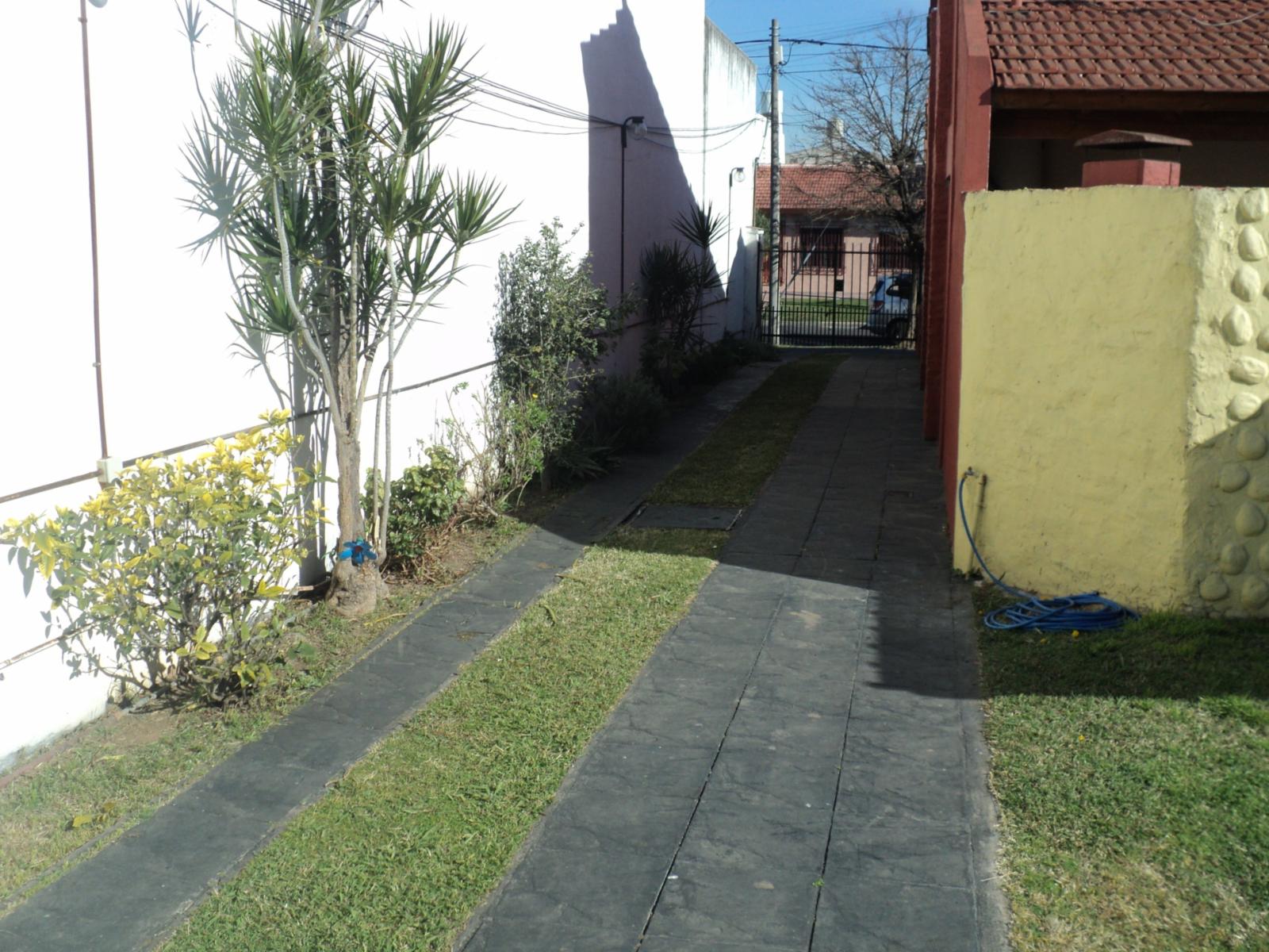 Rivera Indarte 2200 · La Matanza — foto 4