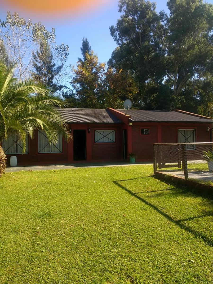 VENTA EXCELENTE CASA _ QUINTA   SE ENTREGA AMOBLADA EN FCIO VARELA CALLE 1520 A MTS DE LA RUTA 53