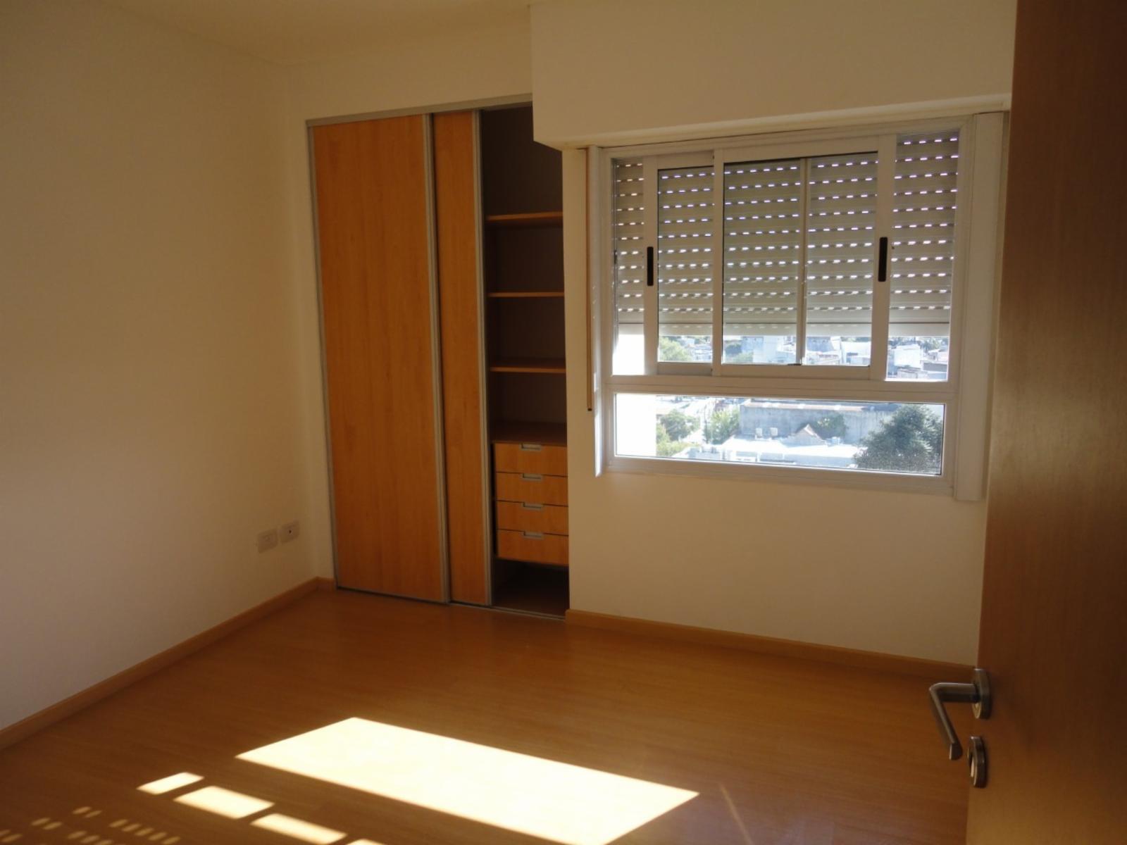Boatti · Morón — foto 3