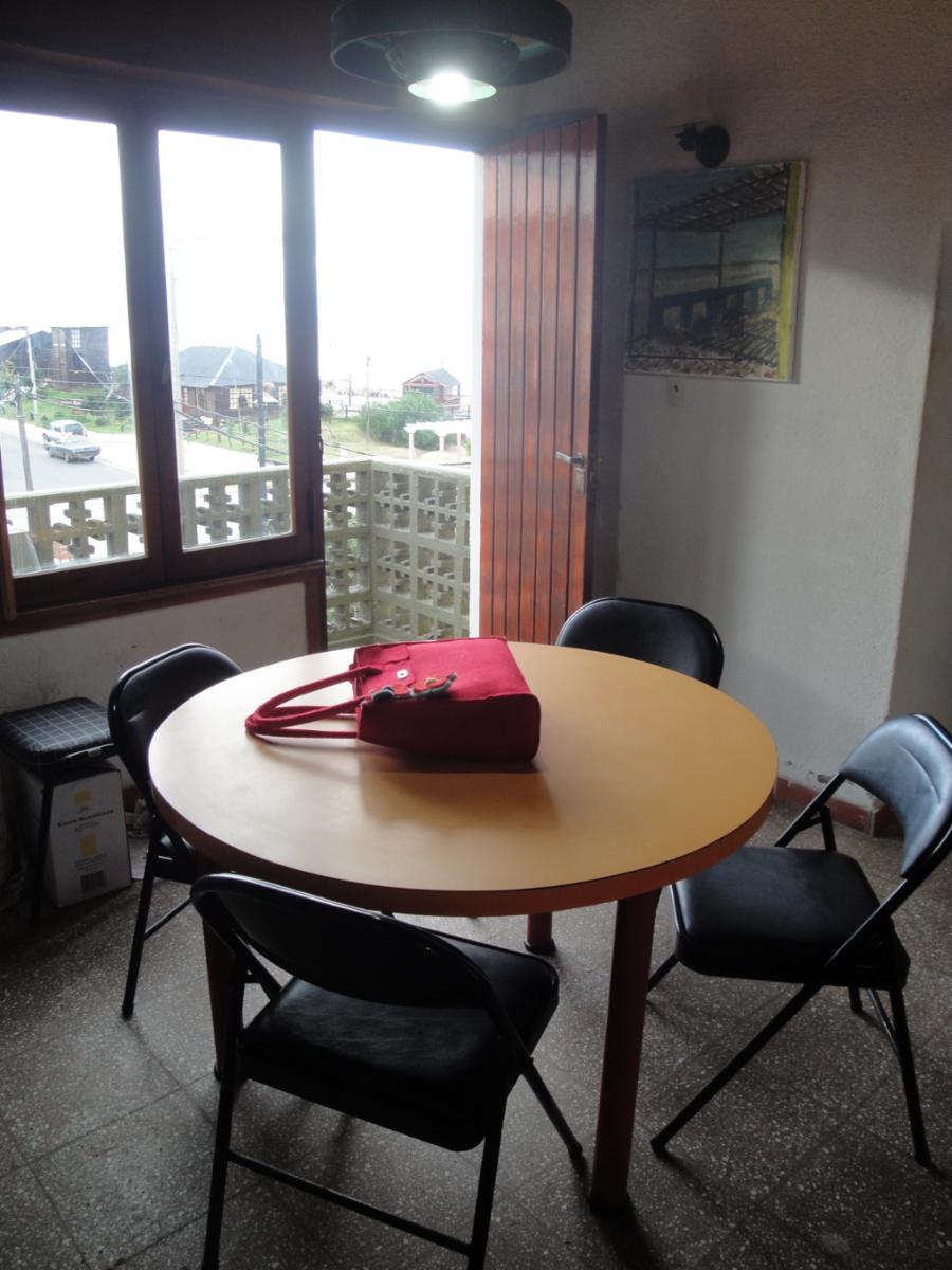 Departamento sobre Avenida Costanera, San Bernardo, bajas expensas.-

HORARIO DE ATENCION: Lunes a viernes 9.30 a 16 hs.-
TELEFONOS: 4658-7408 Y 4464-4754 O AL 15-3559-5485

WWW.INMOBERTOLOTTI.COM.AR