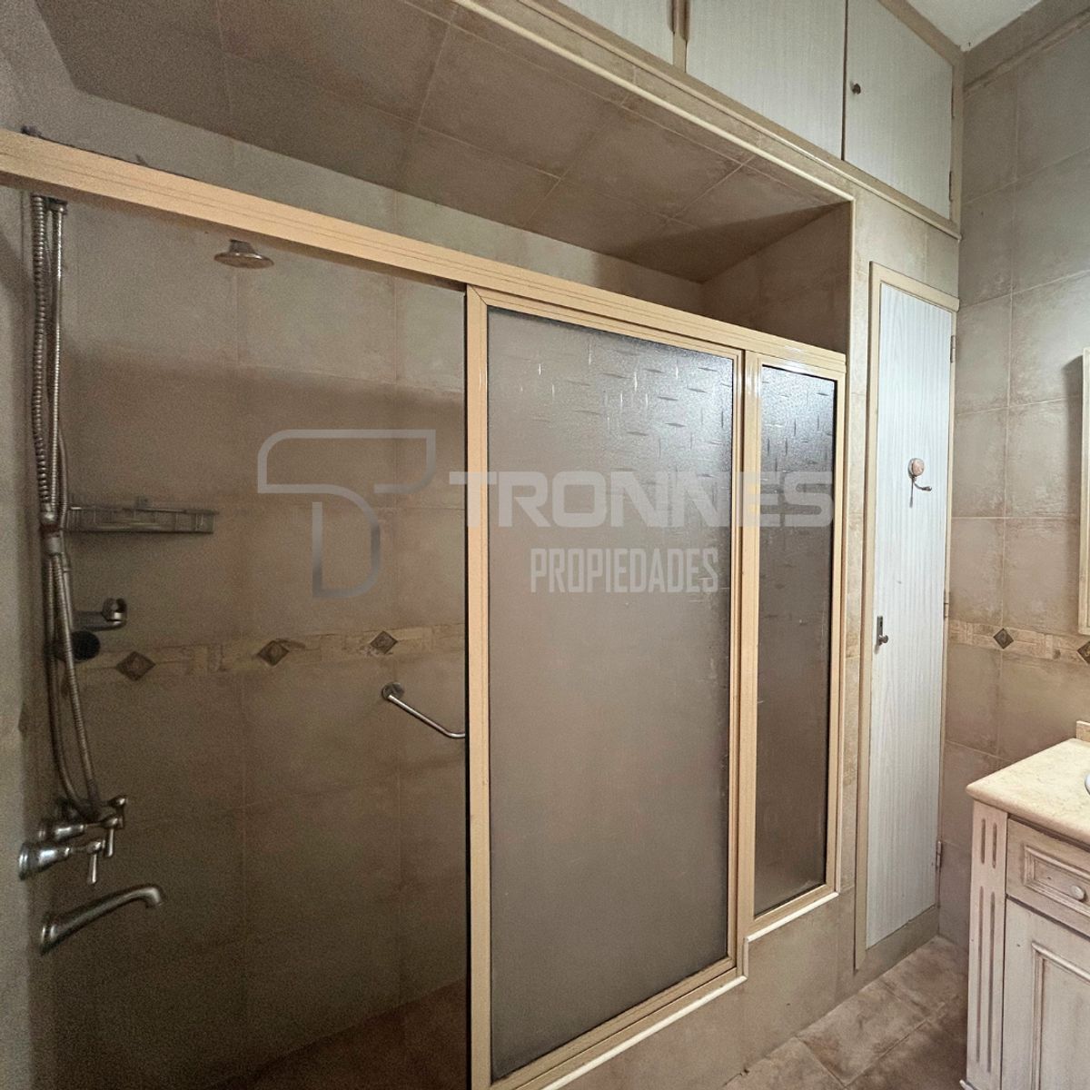 Almirante Brown 3763 · Lomas De Zamora — foto 17