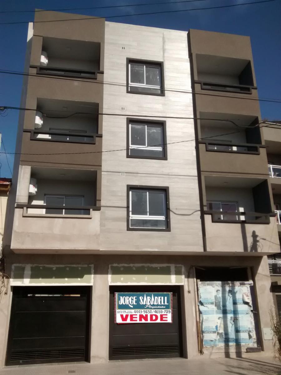 DEPARTAMENTOS DE 2 AMBIENTES A ESTRENAR 1°, 2° Y 3° PISO  CON COCHERAS OPCIONALES
