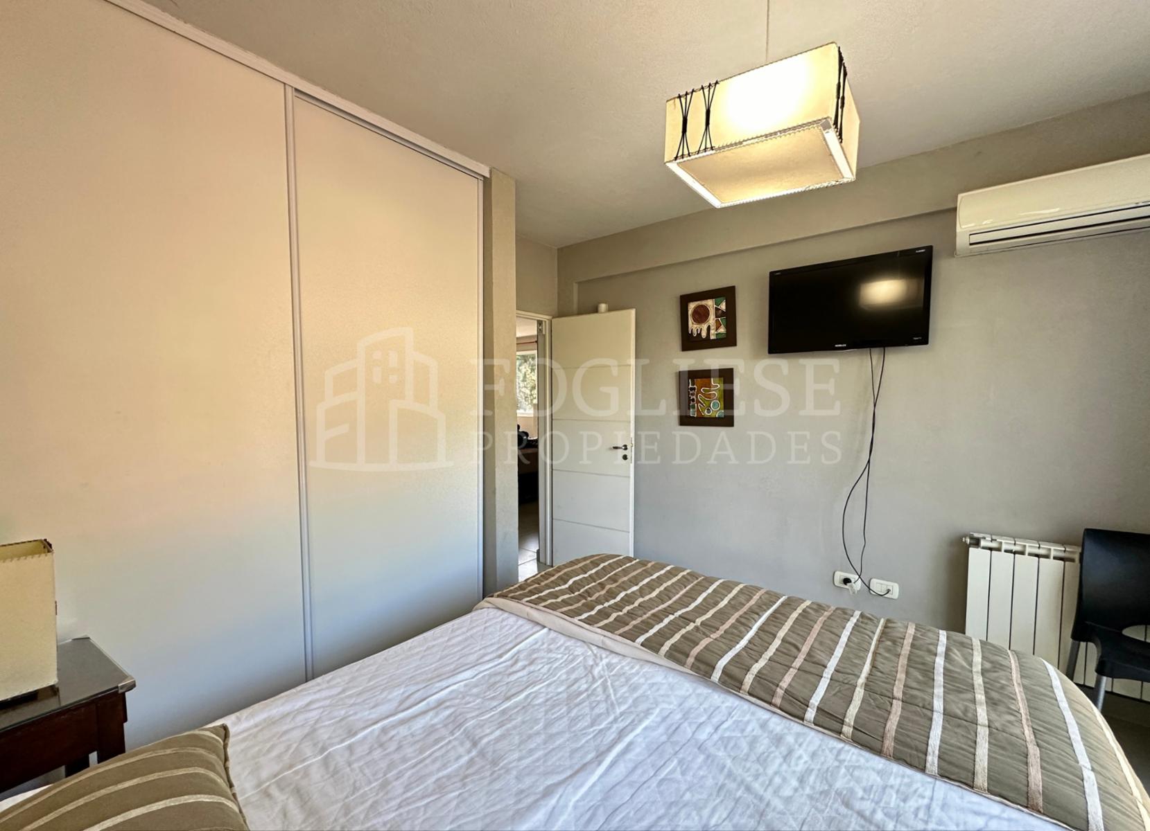 Guillermo Hudson y Joaquin V. Gonzalez · Villa Gesell — foto 30