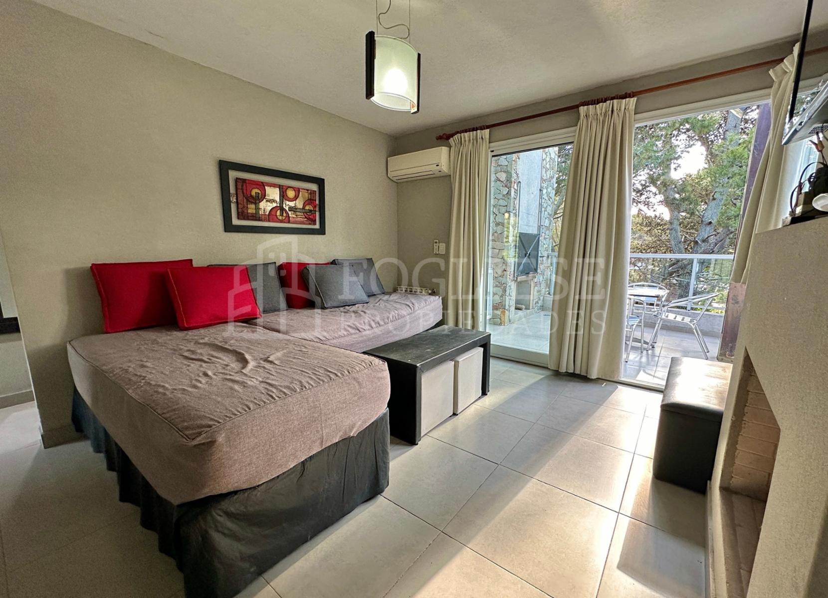 Guillermo Hudson y Joaquin V. Gonzalez · Villa Gesell — foto 7