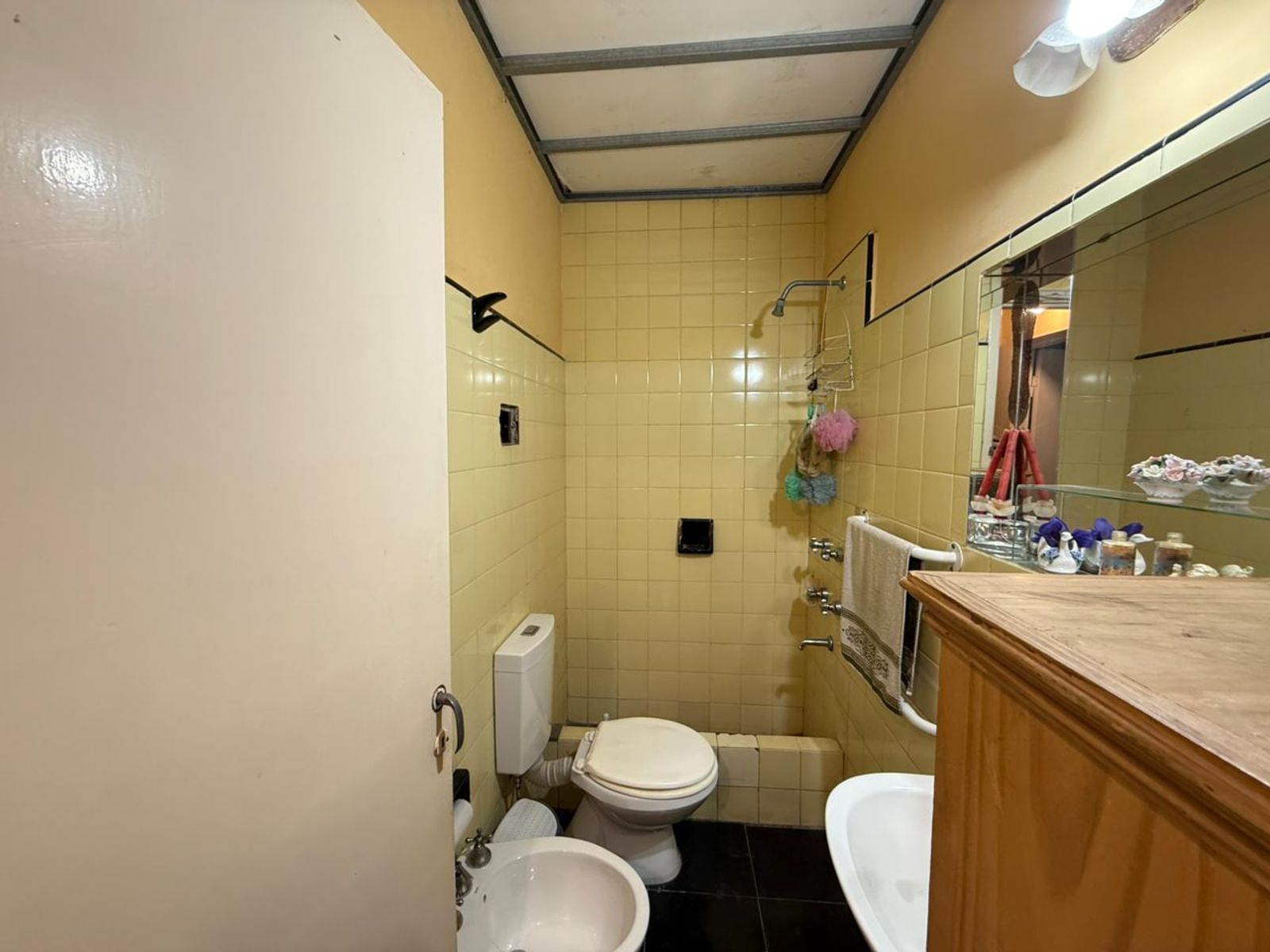 2 casas en block en La Tablada en venta