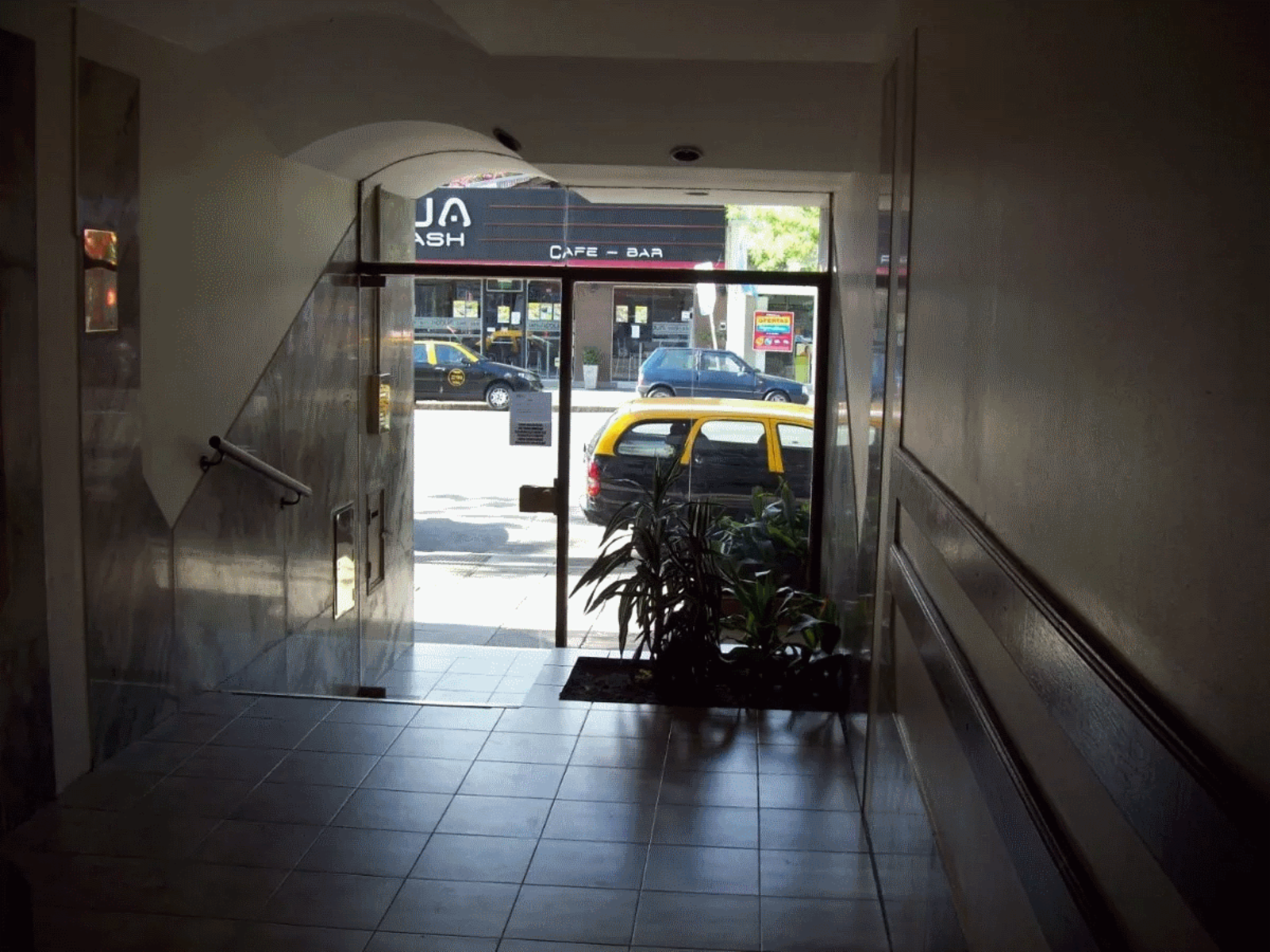 Av Belgrano 3000 · Balvanera — foto 3