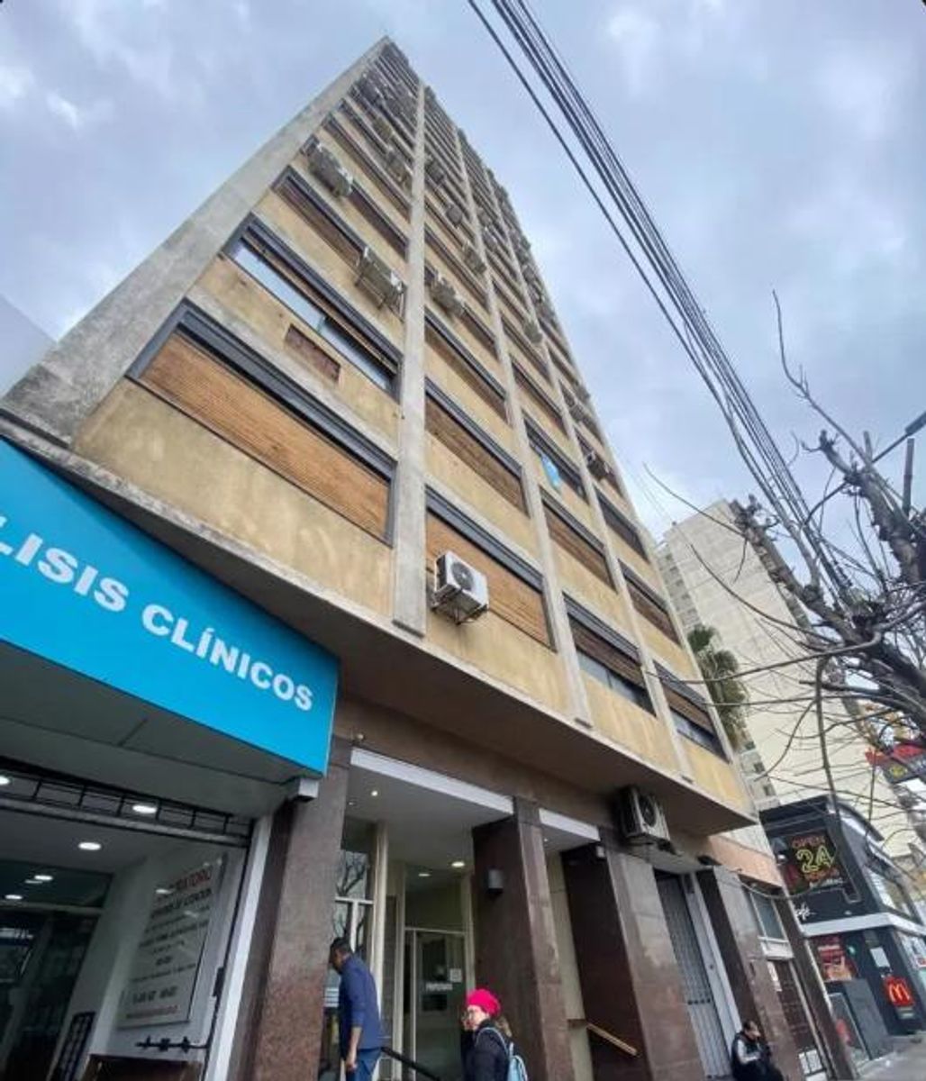 Av. Rivadavia 14340 · La Matanza — foto 11