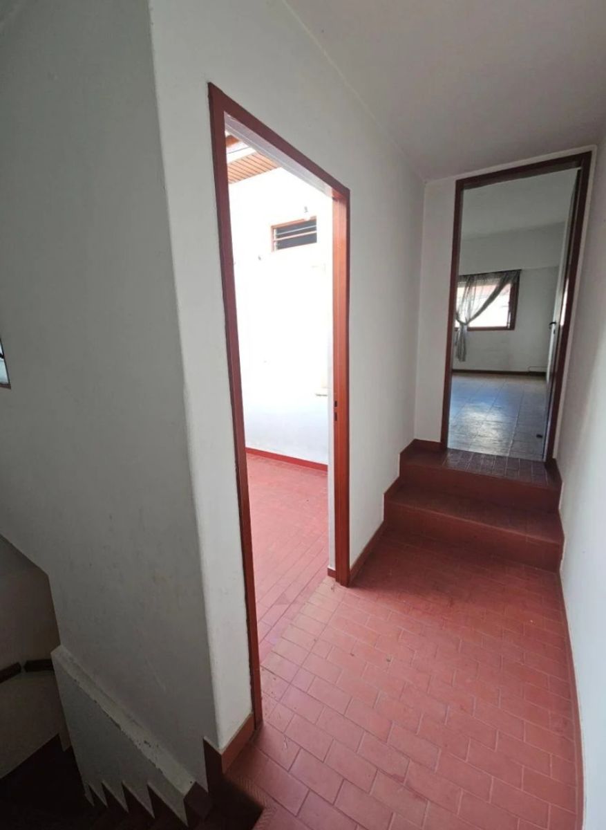 MAESTRA ROCHA MONTARCE 1591 · Morón — foto 15