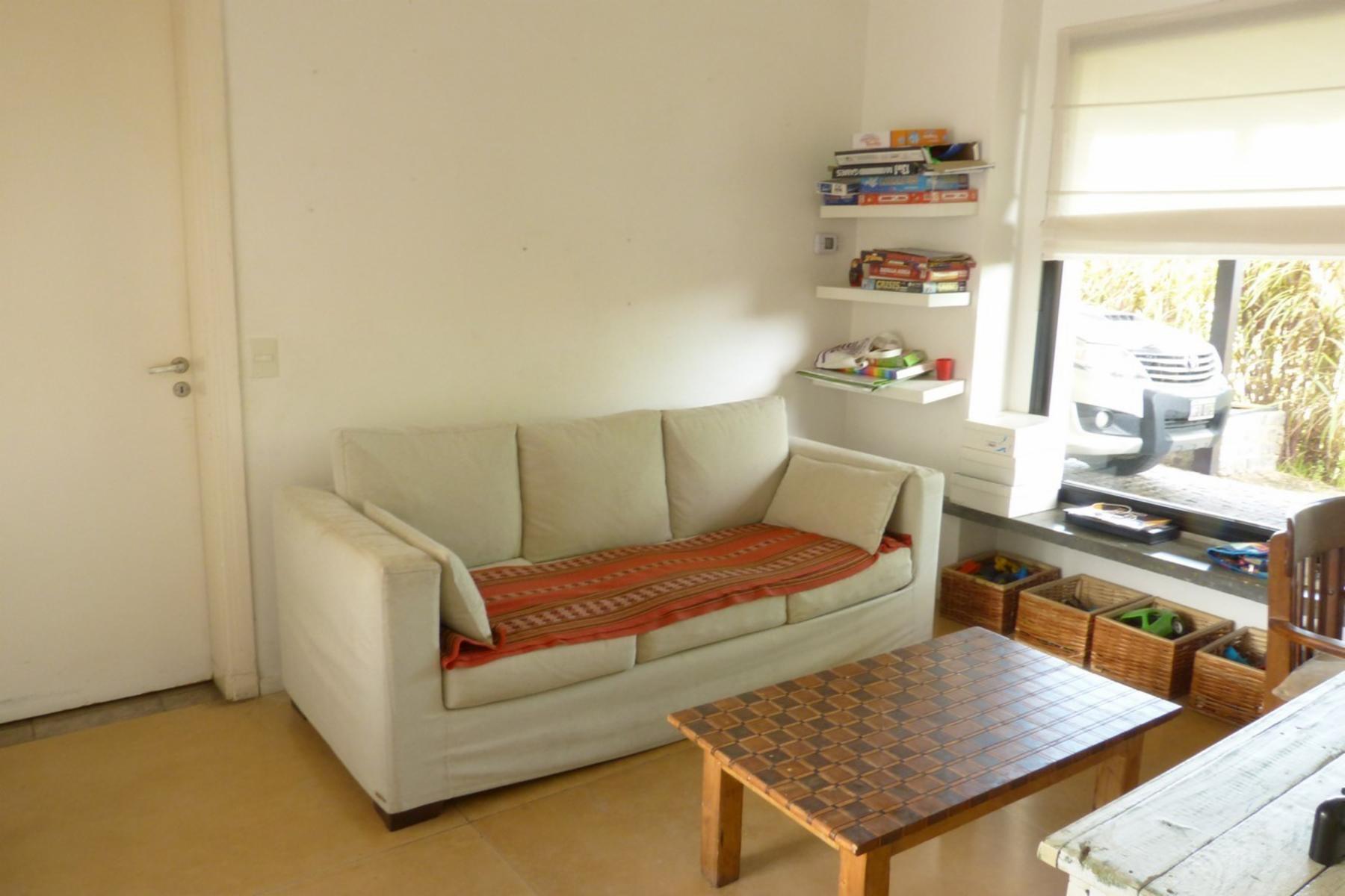 Aristóbulo del Valle 4500 · Tigre — foto 17