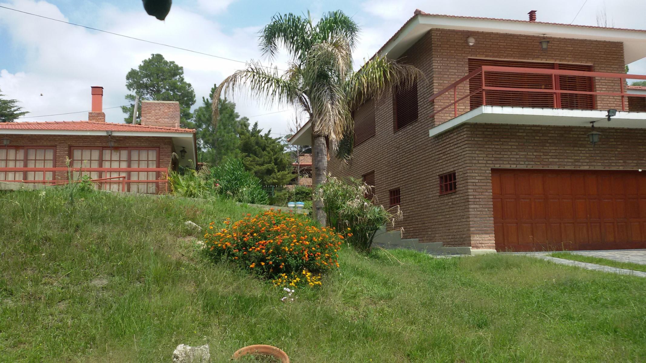 CARLOS PAZ: CASA CON DEPTOS Y LOTE DE 2500M2 · Punilla — foto 5