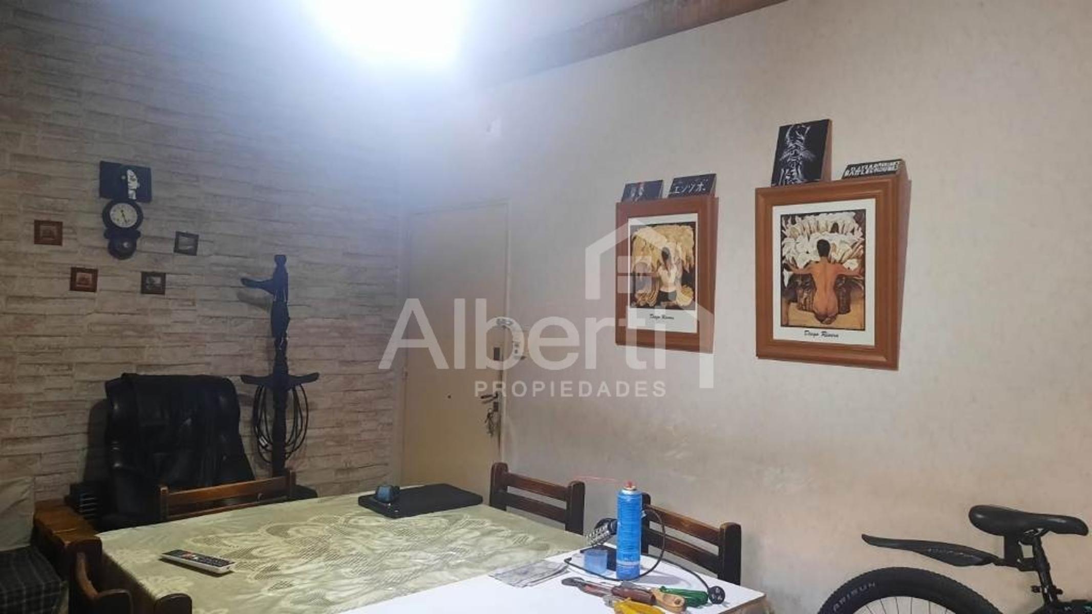 Juez de la Gandara 700 · Morón — foto 3