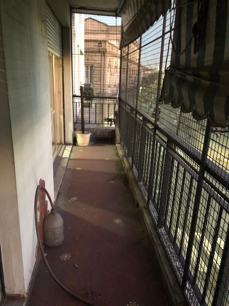 Esquiu 900 · Pompeya — foto 26