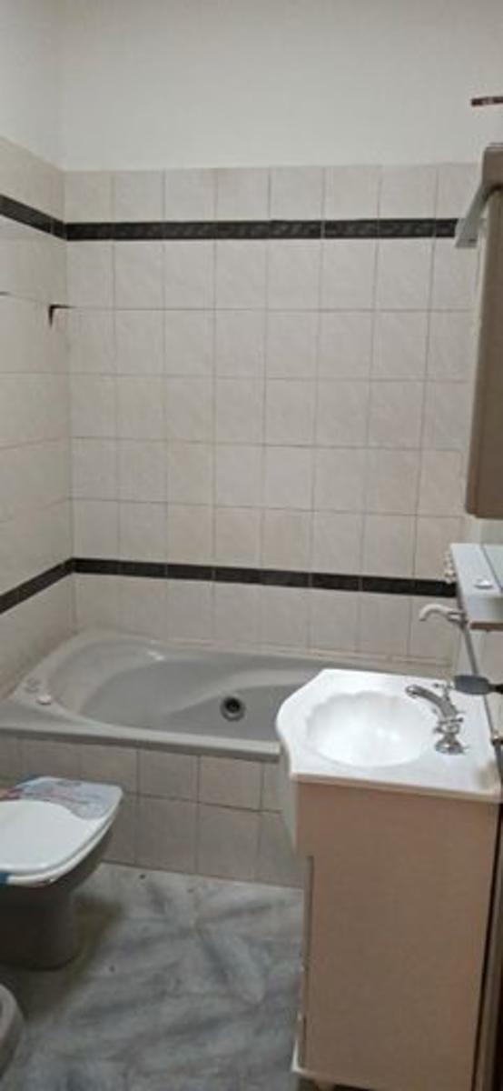 WEIZMAN 751 · Morón — foto 6