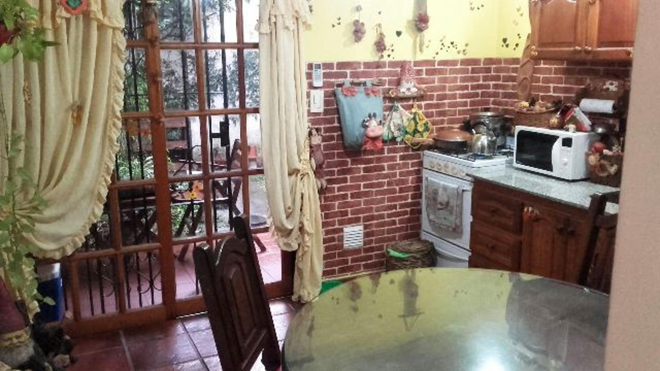 beruti 700 · La Matanza — foto 8