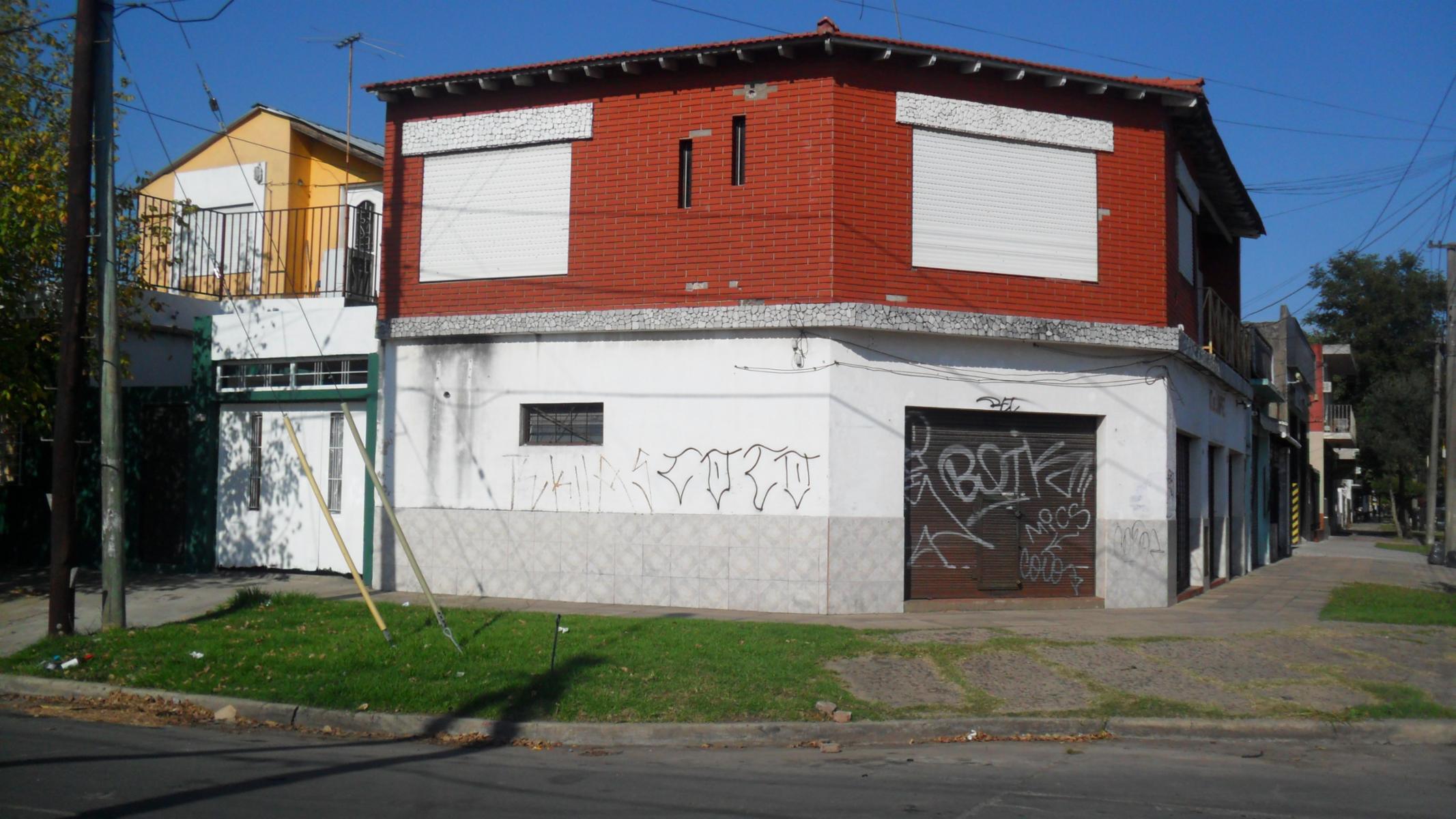 Gral.ARENALES 200 · Morón — foto 8