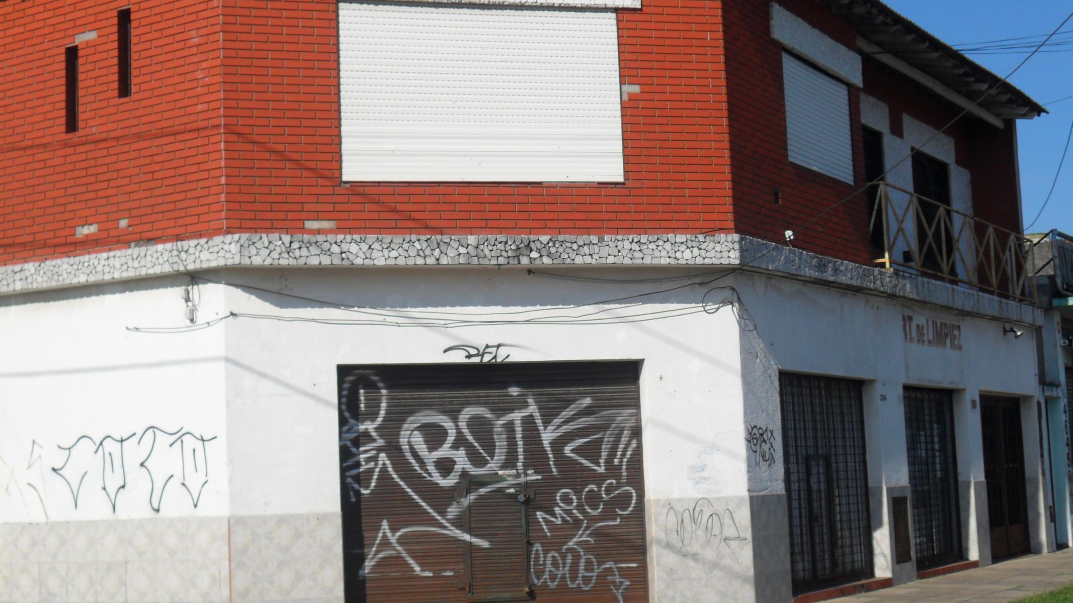 Gral.ARENALES 200 · Morón — foto 9